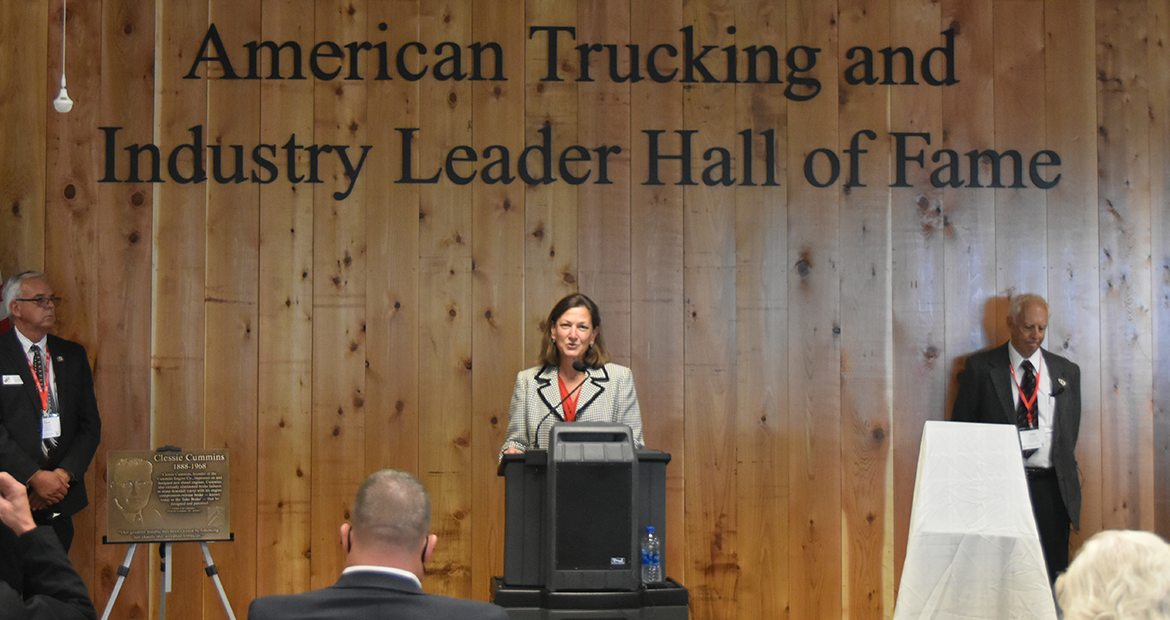 美国卡车运输和工业领袖名人堂
