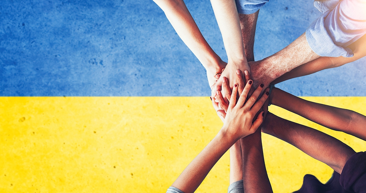 康明斯的社区应对乌克兰难民